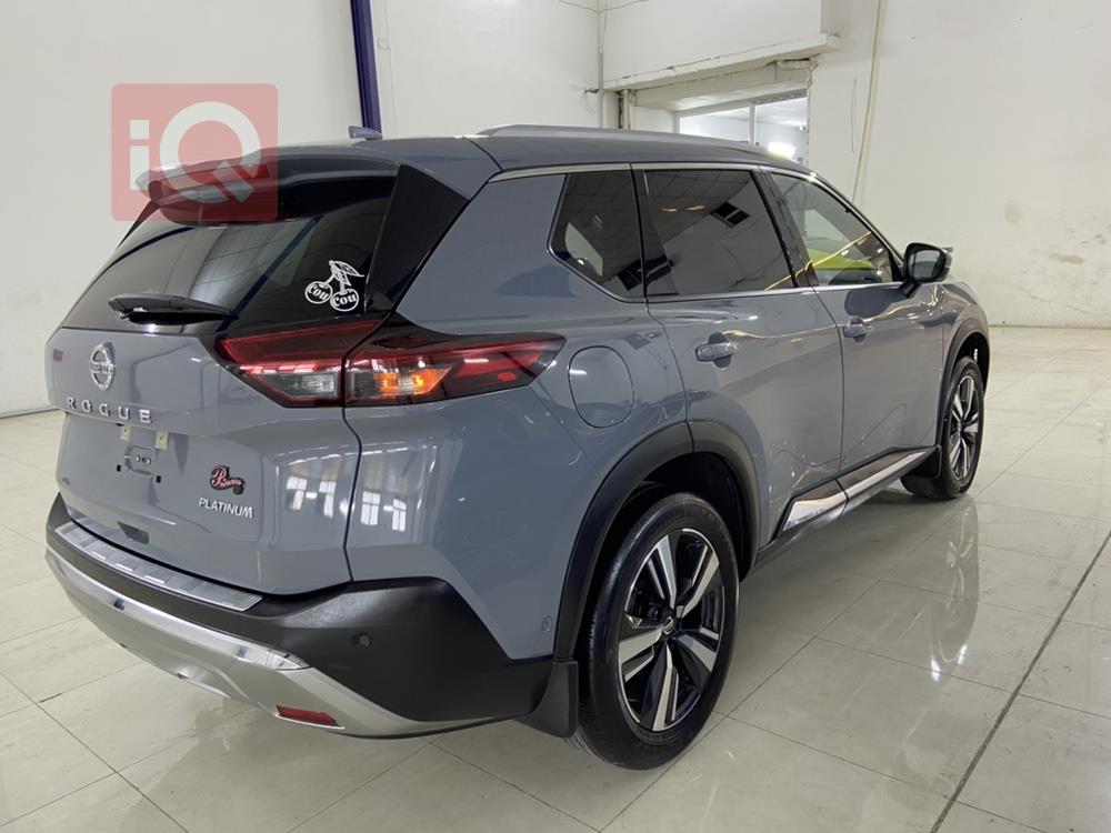 Nissan Rogue